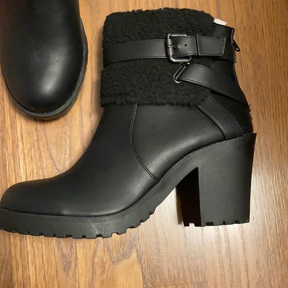 Soda | Shoes | Soda Brand Black Size 8 